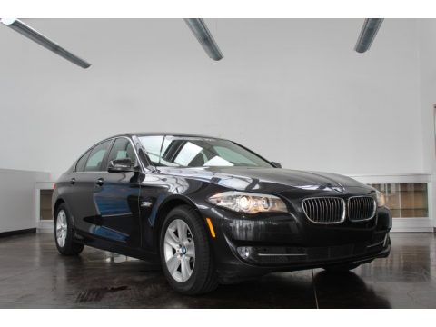 Dark Graphite Metallic BMW 5 Series 528i Sedan.  Click to enlarge.