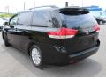 2011 Sienna XLE AWD #10