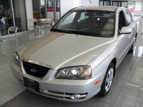 Sterling Silver Hyundai Elantra GLS Sedan.  Click to enlarge.