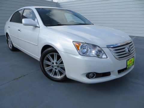Blizzard White Pearl Toyota Avalon Limited.  Click to enlarge.