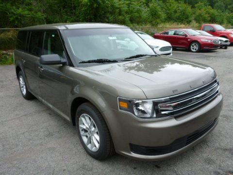 Mineral Gray Ford Flex SE.  Click to enlarge.