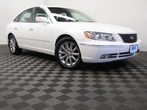 Ivory Pearl Hyundai Azera Limited.  Click to enlarge.