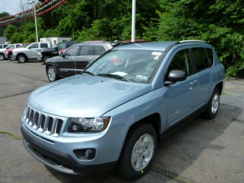 Winter Chill Pearl Jeep Compass Sport.  Click to enlarge.