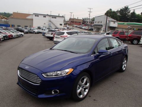 Deep Impact Blue Metallic Ford Fusion SE.  Click to enlarge.