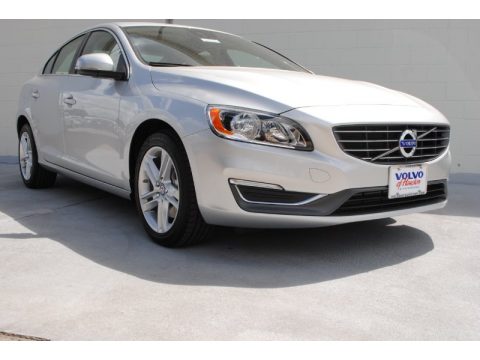Electric Silver Metallic Volvo S60 T5.  Click to enlarge.
