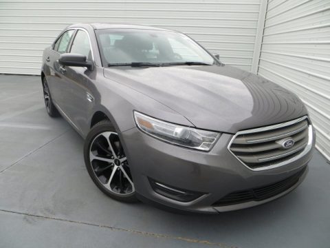Sterling Gray Ford Taurus SEL.  Click to enlarge.