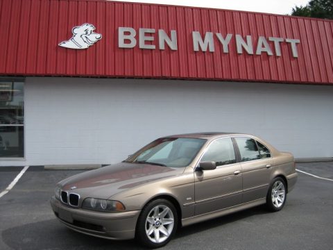 Kalahari Beige Metallic BMW 5 Series 525i Sedan.  Click to enlarge.