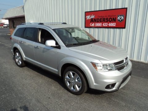 Bright Silver Metallic Dodge Journey Limited.  Click to enlarge.