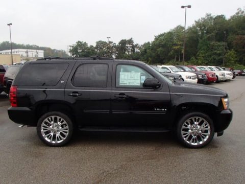 Black Chevrolet Tahoe LT 4x4.  Click to enlarge.