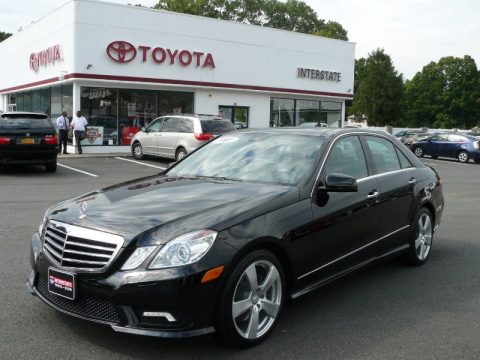 Black Mercedes-Benz E 350 4Matic Sedan. Click to enlarge. Black Mercedes-Benz E 350 4Matic Sedan. Click to enlarge.