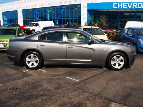Tungsten Metallic Dodge Charger SE.  Click to enlarge.