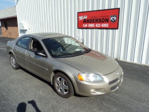 Light Almond Pearl Dodge Stratus ES Sedan.  Click to enlarge.