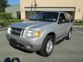 Front 3/4 View of 2002 Ford Explorer Sport 4x4 #2 Front 3/4 View of 2002 Ford Explorer Sport 4x4 #2