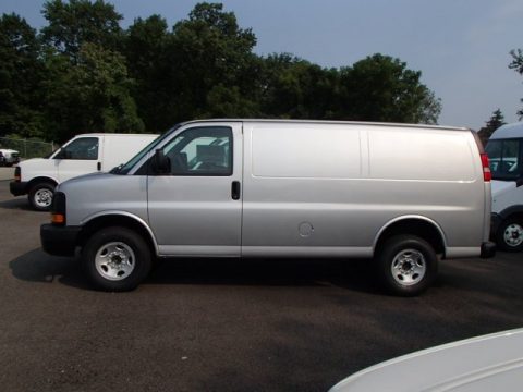 Silver Ice Metallic Chevrolet Express 3500 Cargo WT.  Click to enlarge.