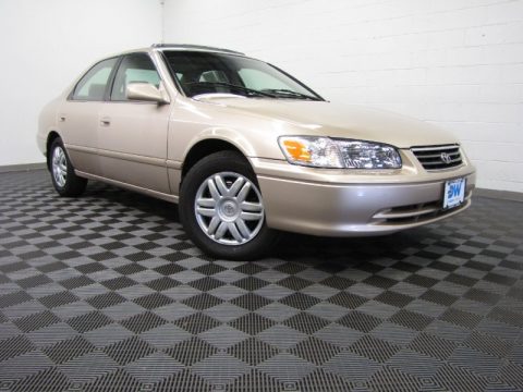 Cashmere Beige Metallic Toyota Camry CE.  Click to enlarge.