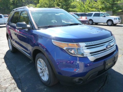 Deep Impact Blue Ford Explorer XLT 4WD.  Click to enlarge.