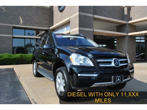 Black Mercedes-Benz GL 350 BlueTEC 4Matic.  Click to enlarge.