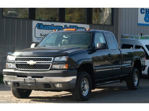 Dark Gray Metallic Chevrolet Silverado 2500HD LT Extended Cab 4x4.  Click to enlarge.