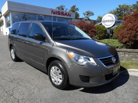 Meteor Gray Metallic Volkswagen Routan S.  Click to enlarge.