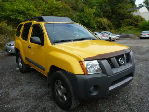 Solar Yellow Nissan Xterra S 4x4.  Click to enlarge.