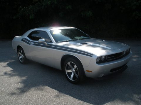 Bright Silver Metallic Dodge Challenger R/T Classic.  Click to enlarge.