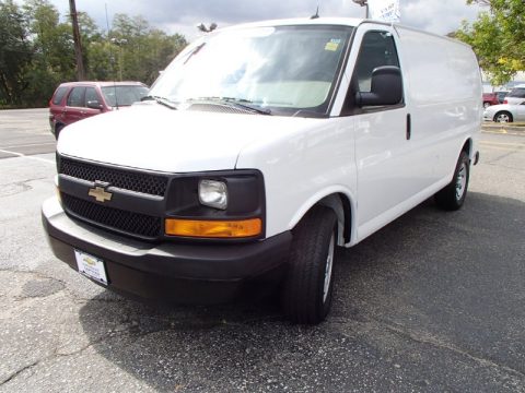 Summit White Chevrolet Express 1500 Cargo Van.  Click to enlarge.