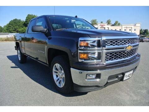 Tungsten Metallic Chevrolet Silverado 1500 LT Double Cab.  Click to enlarge.