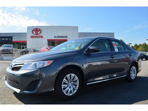 Magnetic Gray Metallic Toyota Camry LE. Click to enlarge. Magnetic Gray Metallic Toyota Camry LE. Click to enlarge.