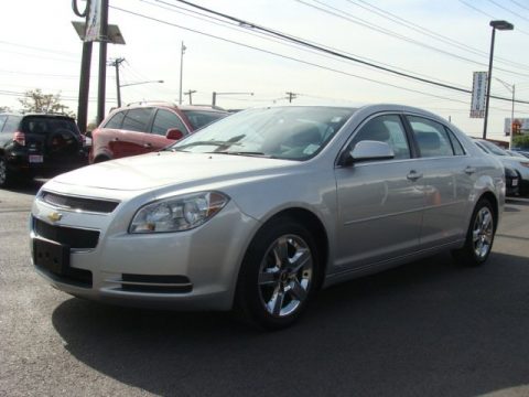 Silver Ice Metallic Chevrolet Malibu LT Sedan.  Click to enlarge.