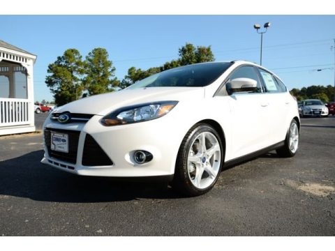Oxford White Ford Focus Titanium Hatchback.  Click to enlarge.