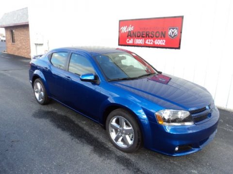 Blue Streak Pearl Dodge Avenger SXT.  Click to enlarge.