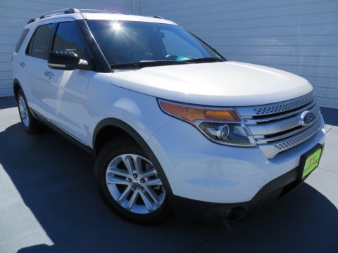 White Platinum Tri-Coat Ford Explorer XLT.  Click to enlarge.