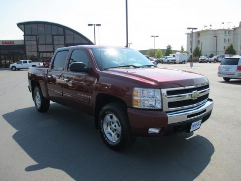 Deep Ruby Red Metallic Chevrolet Silverado 1500 LT Z71 Crew Cab 4x4.  Click to enlarge.