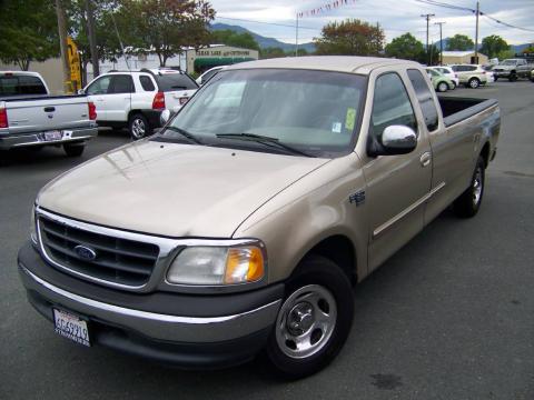 Harvest Gold Metallic Ford F150 XLT Extended Cab.  Click to enlarge.