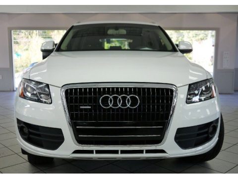 Ibis White Audi Q5 3.2 quattro. Click to enlarge. Ibis White Audi Q5 3.2 quattro. Click to enlarge.