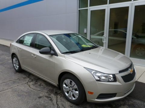 Champagne Silver Metallic Chevrolet Cruze LS.  Click to enlarge.