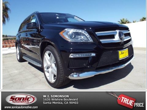 Black Mercedes-Benz GL 550 4Matic.  Click to enlarge.