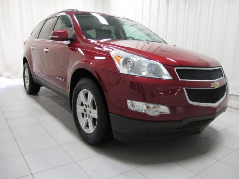 Red Jewel Tintcoat Chevrolet Traverse LT.  Click to enlarge.