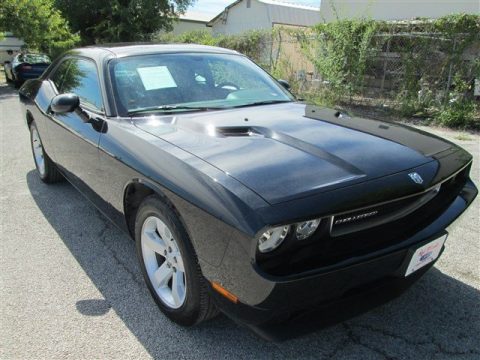 Brilliant Black Crystal Pearl Dodge Challenger SE. Click to enlarge. Brilliant Black Crystal Pearl Dodge Challenger SE. Click to enlarge.