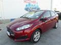 2014 Fiesta SE Sedan #1