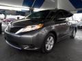 2011 Sienna LE #3