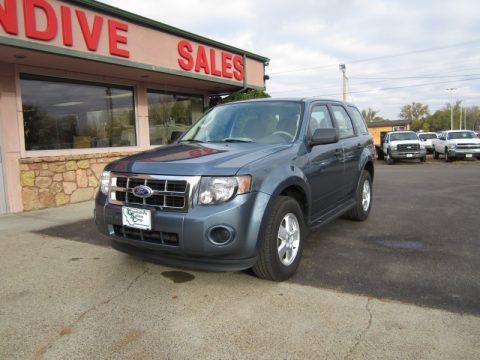 Steel Blue Metallic Ford Escape XLS 4WD.  Click to enlarge.