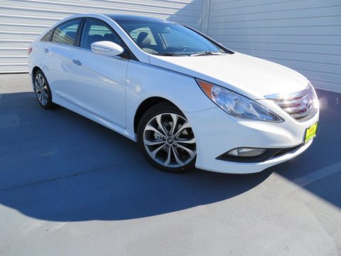 Pearl White Hyundai Sonata Limited 2.0T.  Click to enlarge.