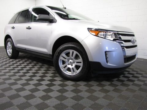 Ingot Silver Metallic Ford Edge SE.  Click to enlarge.