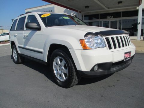 Stone White Jeep Grand Cherokee Laredo 4x4.  Click to enlarge.