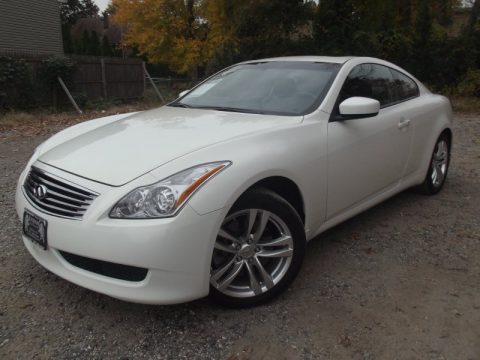 Moonlight White Infiniti G 37 x AWD Coupe.  Click to enlarge.