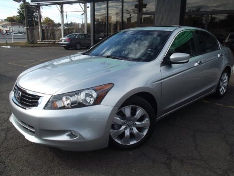 Alabaster Silver Metallic Honda Accord EX-L V6 Sedan.  Click to enlarge.