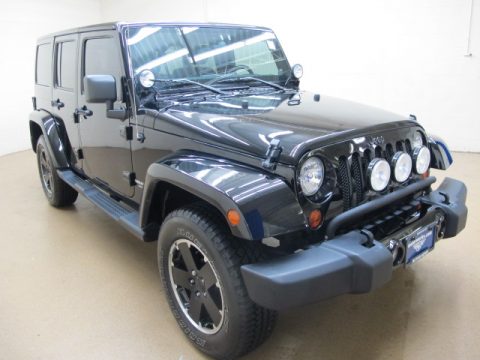 Black Jeep Wrangler Unlimited Sahara 4x4.  Click to enlarge.