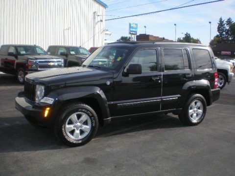 Brilliant Black Crystal Pearl Jeep Liberty Sport 4x4.  Click to enlarge.