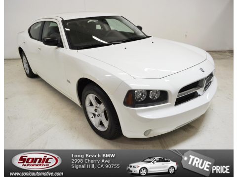 Stone White Dodge Charger SXT.  Click to enlarge.